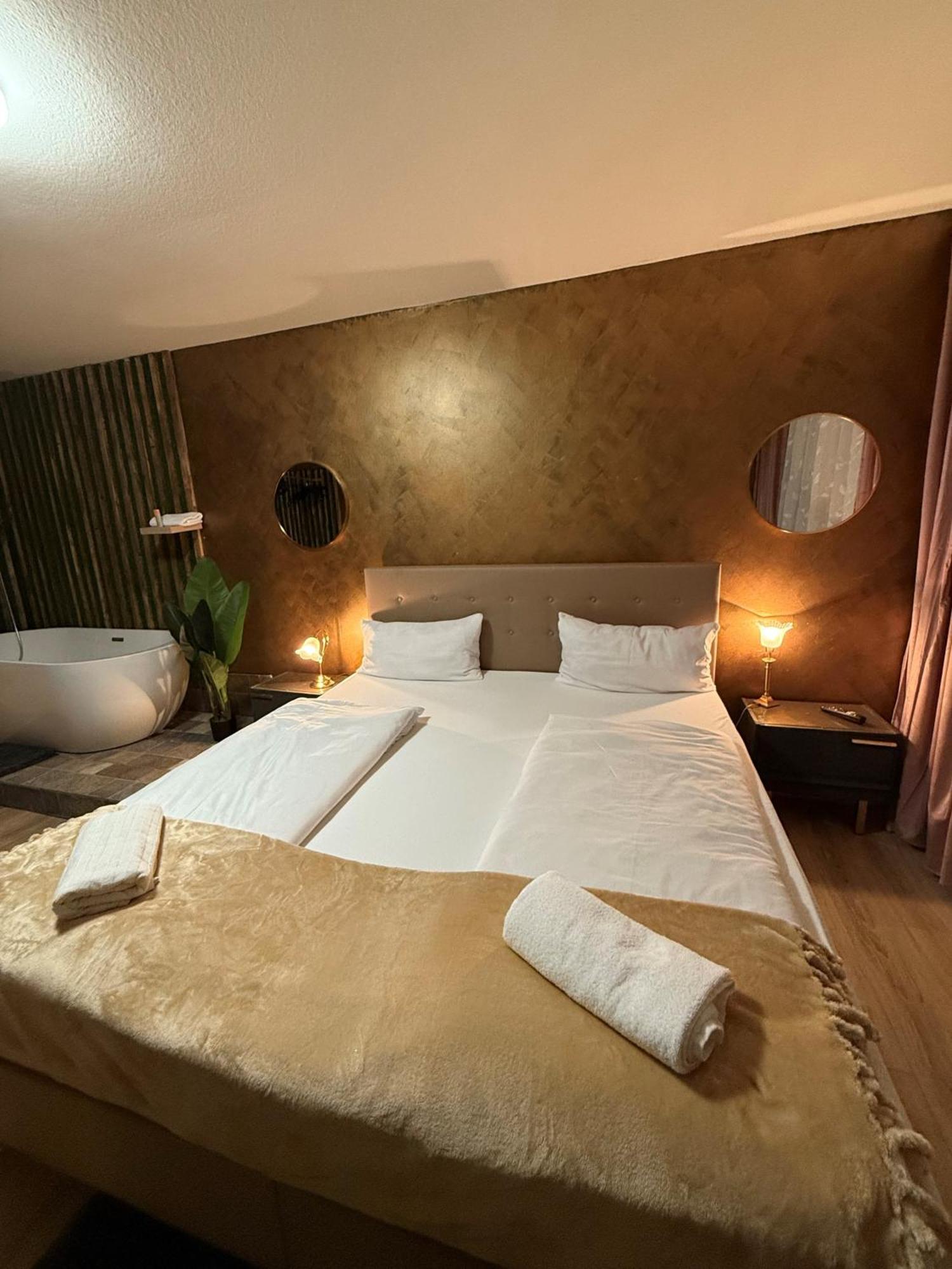 Haus Zum Guten Hirten Steinsfeld Екстер'єр фото