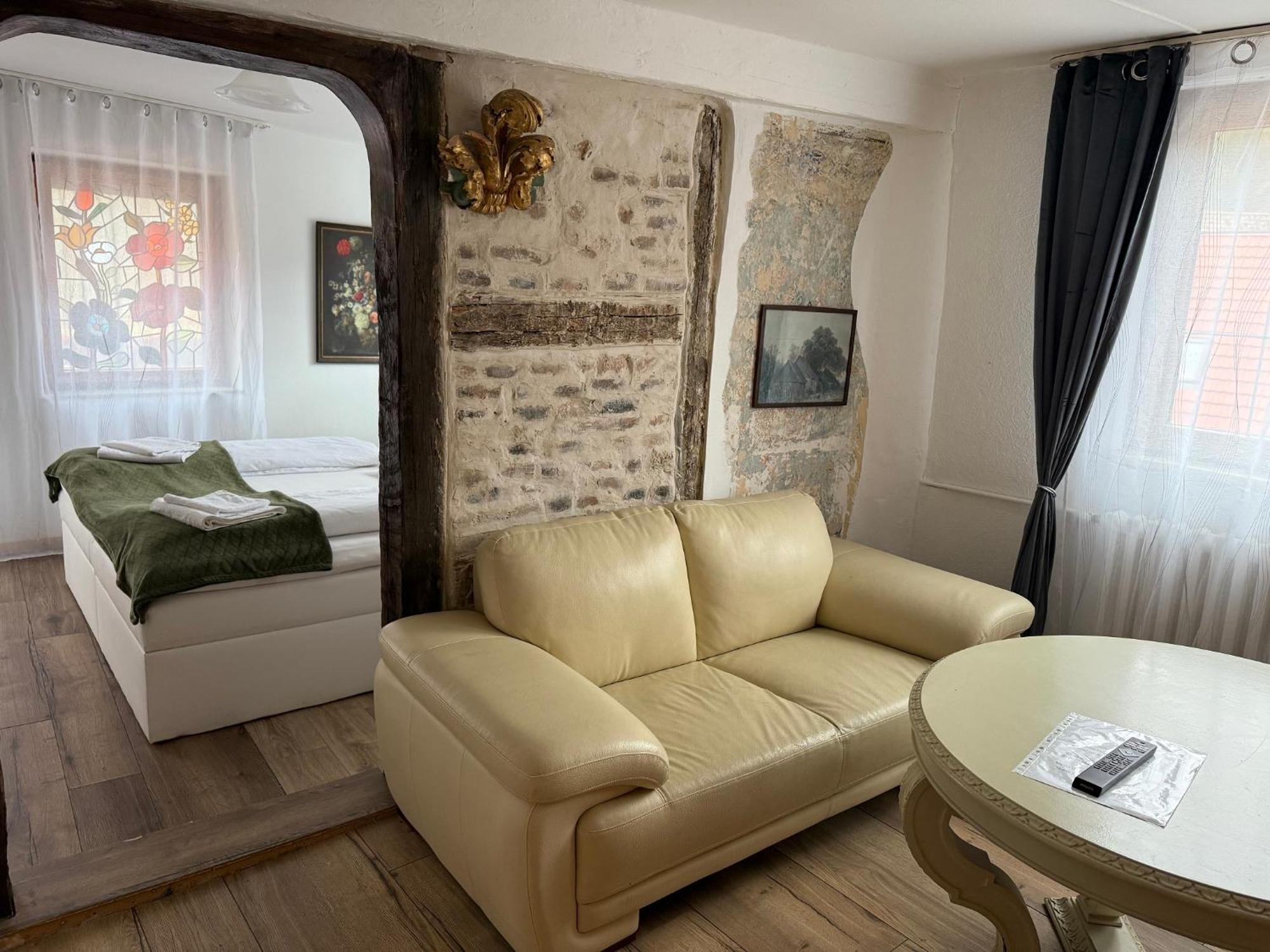 Haus Zum Guten Hirten Steinsfeld Екстер'єр фото